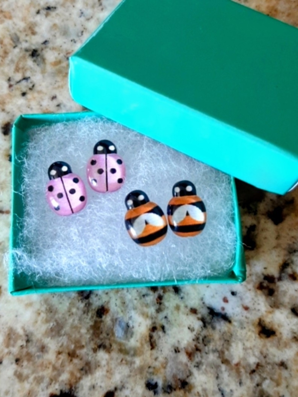 Cute Ladybug and Striped Bee Stud Earring Set - Pink & Orange